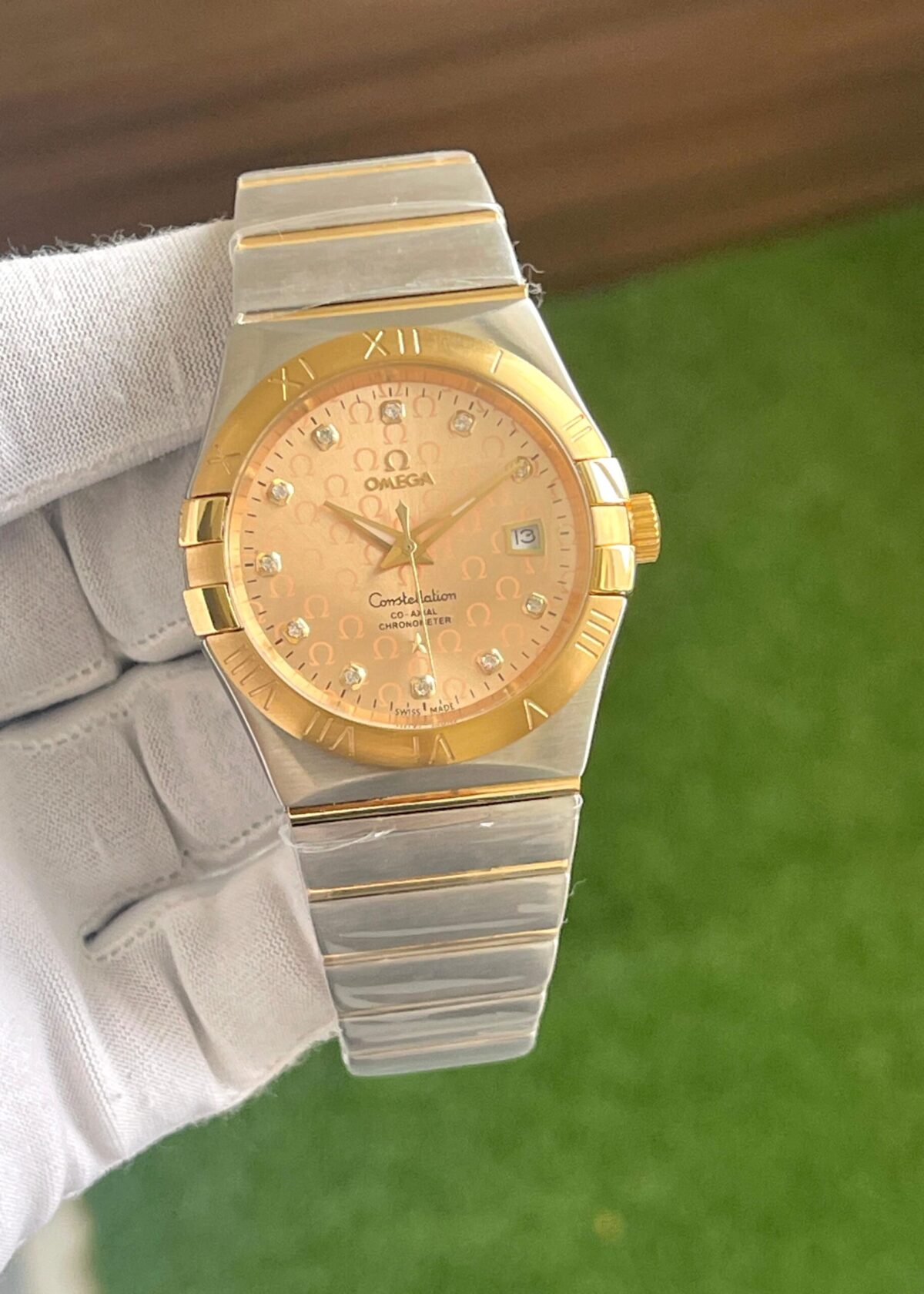 Omega Constellation Chronometer Yellow Gold First Copy Watch – Gold Dial with Automatic Movement Side View Shot