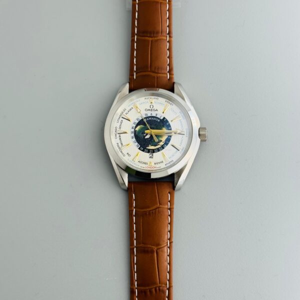 Omega Seamaster Co-Axial Aquatera WorldMap White Dial