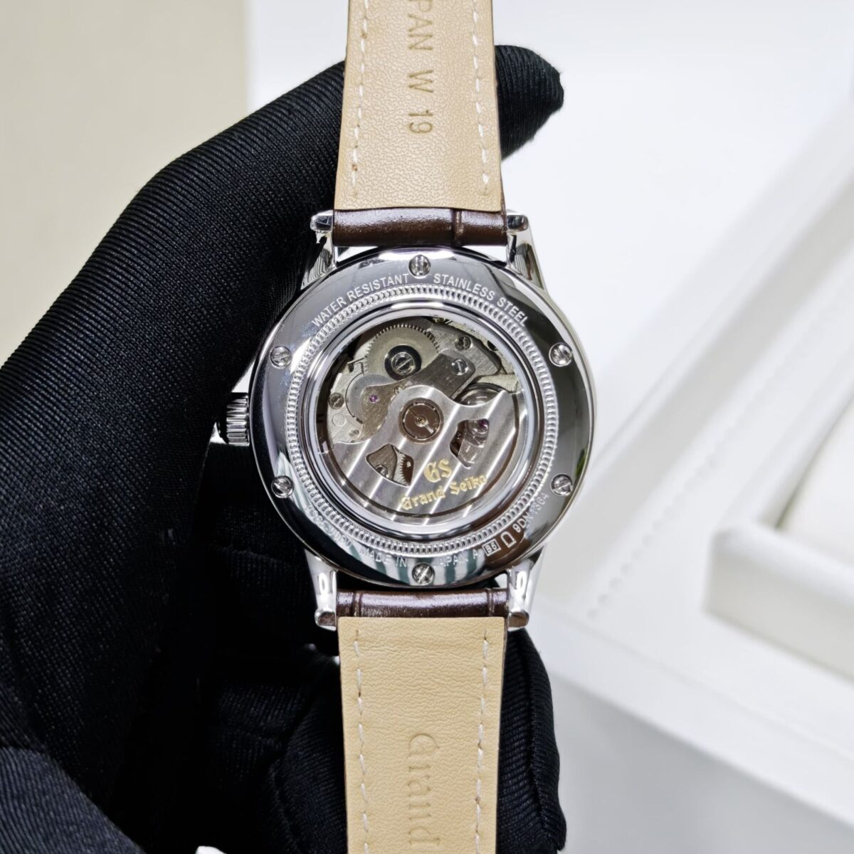 grand seiko ice blue SBGM253G 4
