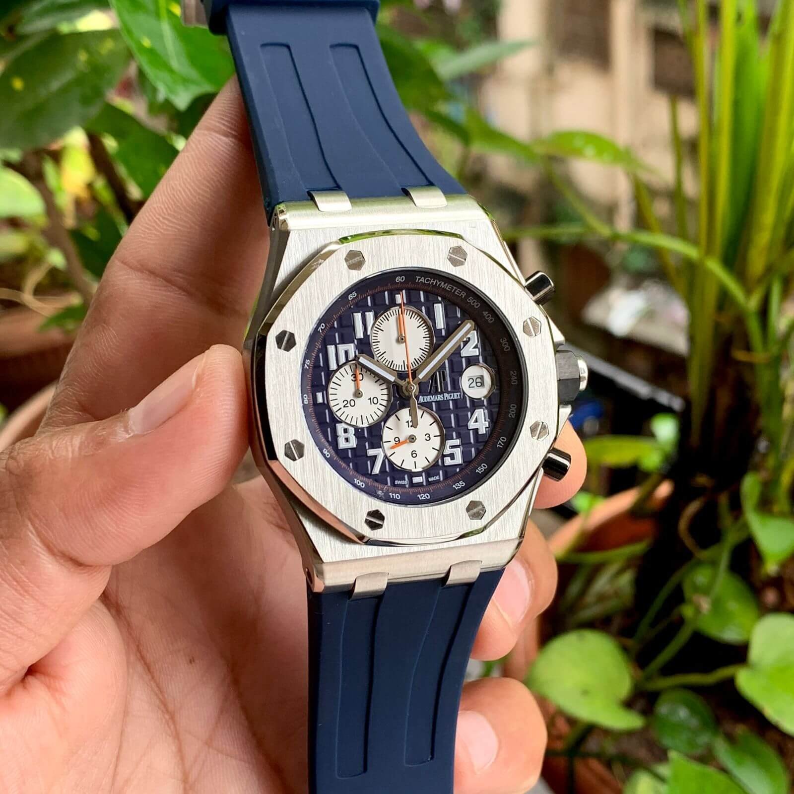 Audemars-Piguet-Chronograph-Silver-Blue-Steel-Quartz-1-watchtown Audemars Piguet Chronograph Silver Blue Steel Quartz 1 watchtown