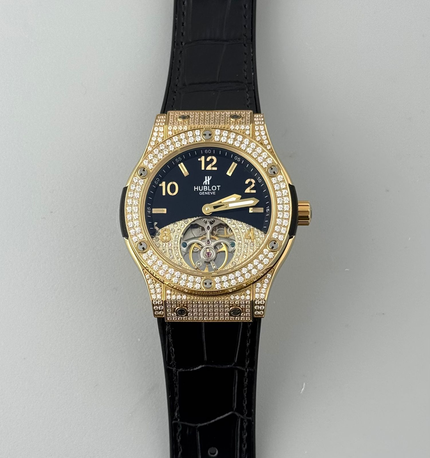 Hublot-Classic-Fusion-Tourbillon-Gold-2-watchtown Hublot Classic Fusion Tourbillon Gold 2 watchtown