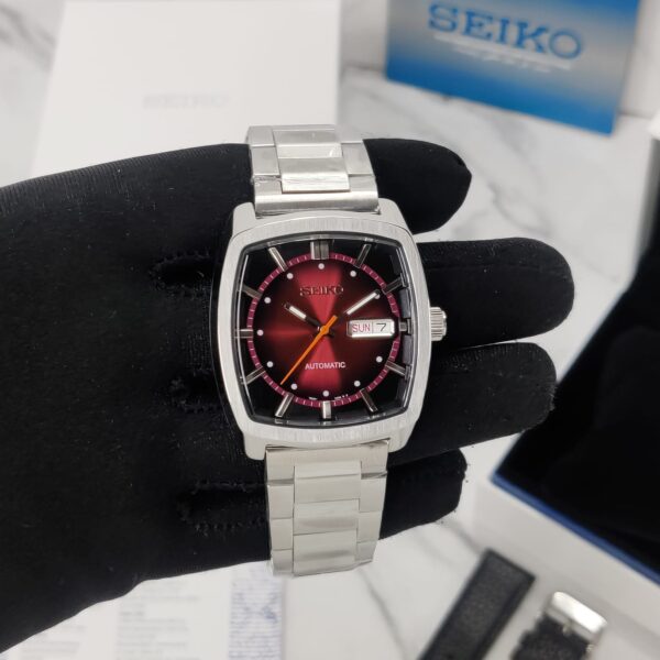 Seiko Recraft SNKP25 Red Dial  Watch