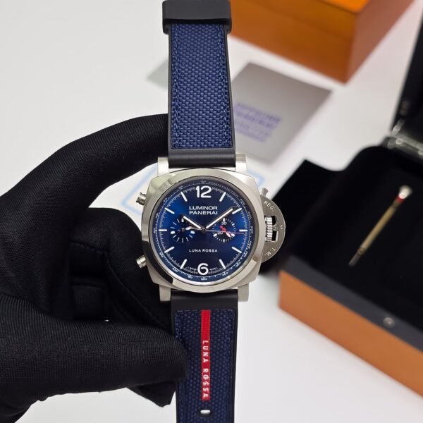 Panerai Luminor Luna Rossa PAM01303