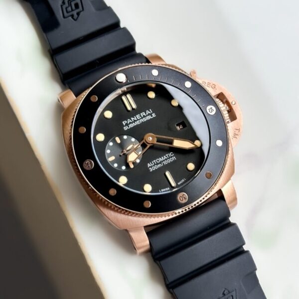 Panerai Submersible Goldtech Automatic 1