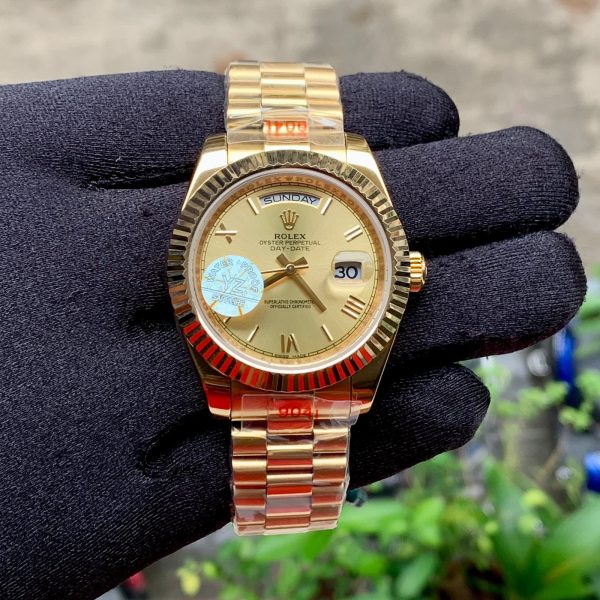Rolex DayDate Gold Roman Style 41mm 1