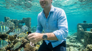 submariner man diver watch